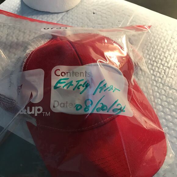 EATALY UN AMAZING BACIONE Uniform Hat Men's - Picture 10 of 10